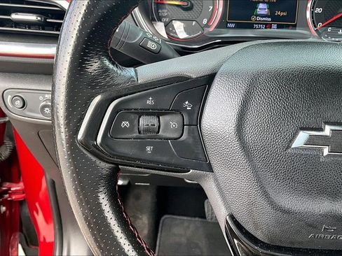 Used 2021 Chevrolet TrailBlazer RS w/ Sun and Liftgate Package image 11