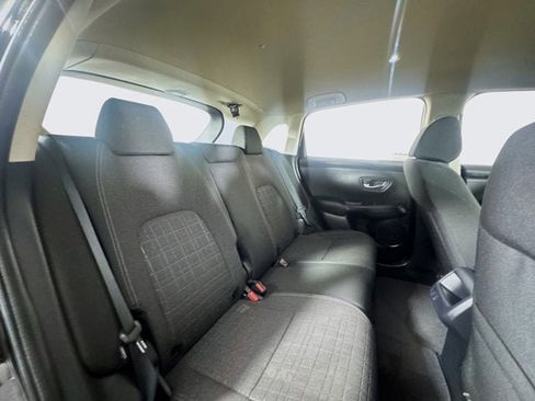 Used 2024 Honda HR-V LX image 21