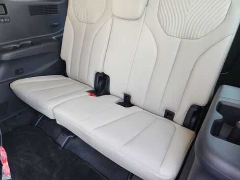 Certified 2024 Hyundai Palisade Calligraphy AWD/4WD image 24