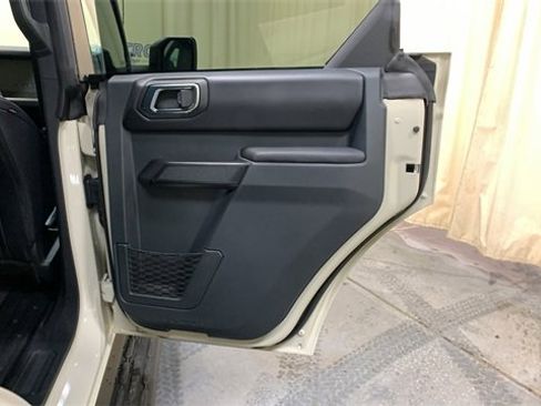 Certified 2025 Ford Bronco Outer Banks w/ Sasquatch Package image 14