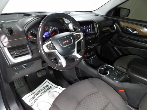 Used 2020 GMC Terrain SLE w/ Driver Convenience Package image 11