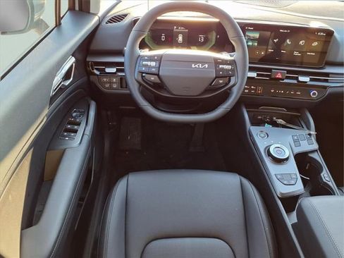 New 2026 Kia Sportage EX w/ EX Panoramic Sunroof Package image 5