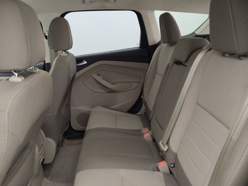 Used 2015 Ford Escape SE FWD image 18