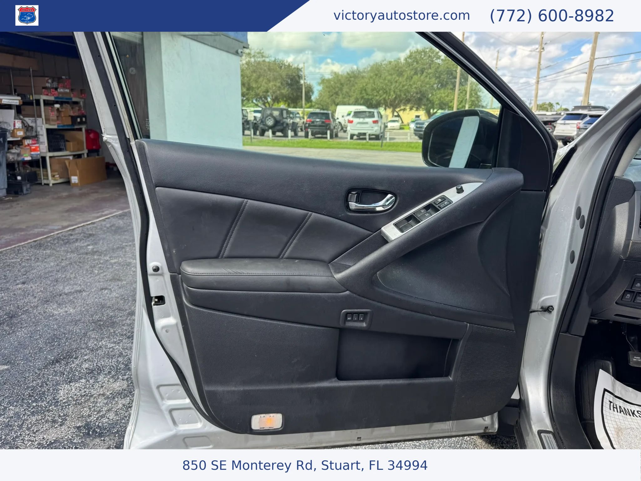 Used 2011 Nissan Murano SL AWD/4WD image 17