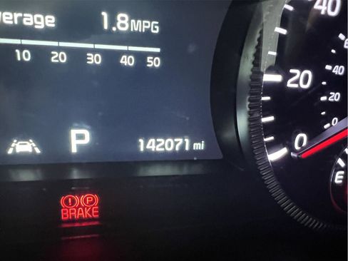 Used 2021 Kia Telluride SX w/ SX Prestige Package image 36