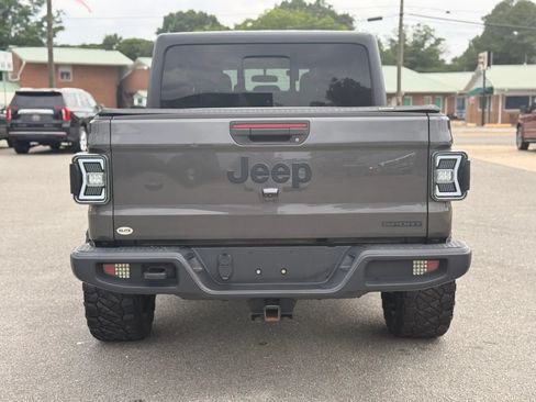 Used 2021 Jeep Gladiator Sport AWD/4WD image 8