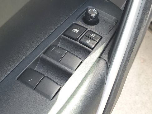 Certified 2024 Toyota Corolla Cross LE FWD image 22