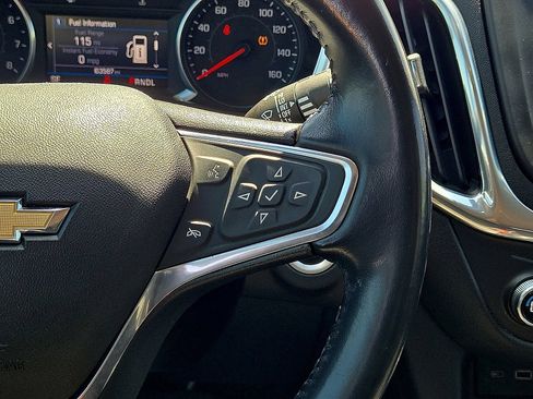 Used 2019 Chevrolet Equinox LT FWD image 20