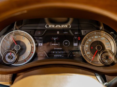 Used 2022 RAM 2500 Limited image 20