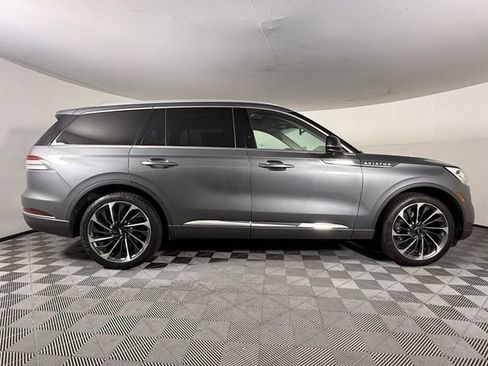 Used 2021 Lincoln Aviator Reserve w/ Equipment Group 202A AWD/4WD image 8