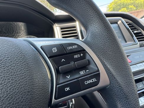 Used 2019 Hyundai Sonata ECO FWD image 16