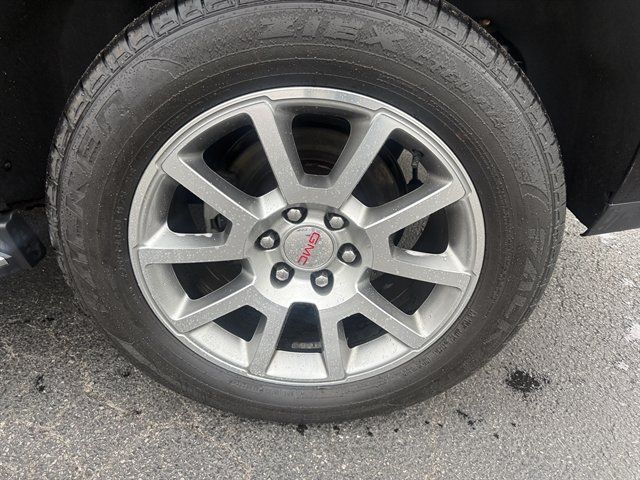 Used 2018 GMC Yukon Denali w/ Open Road Package AWD/4WD image 33