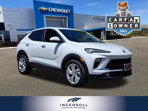Used 2024 Buick Encore GX Preferred FWD image 1