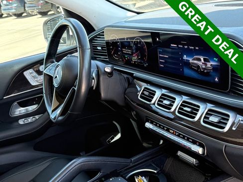 Used 2024 Mercedes-Benz GLS 450 4MATIC image 44