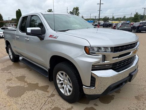 Used 2021 Chevrolet Silverado 1500 LT AWD/4WD image 7