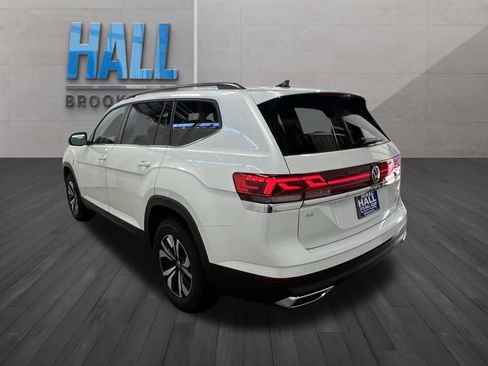 New 2026 Volkswagen Atlas SE image 3