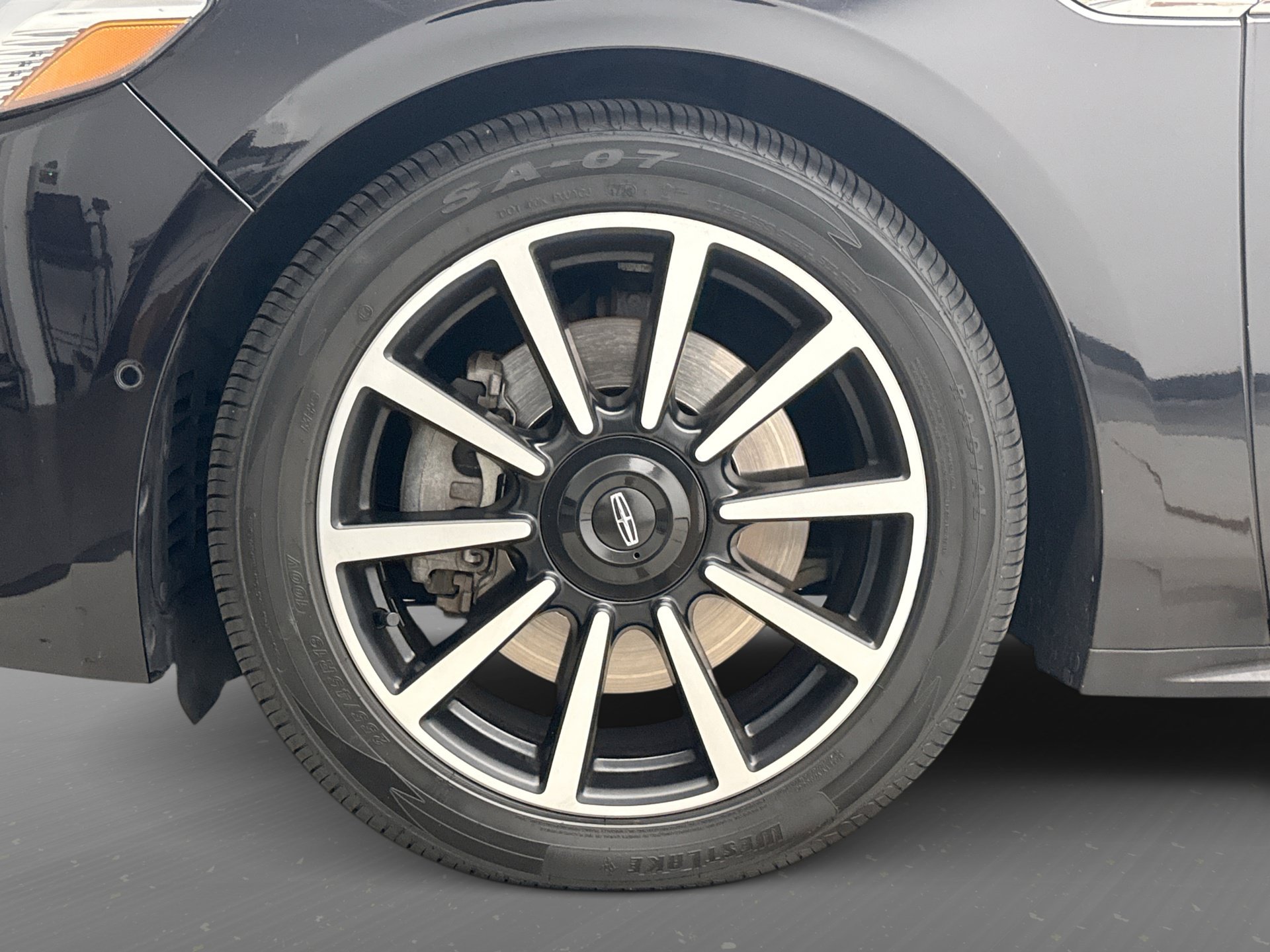 Used 2020 Lincoln Continental Reserve AWD/4WD image 13