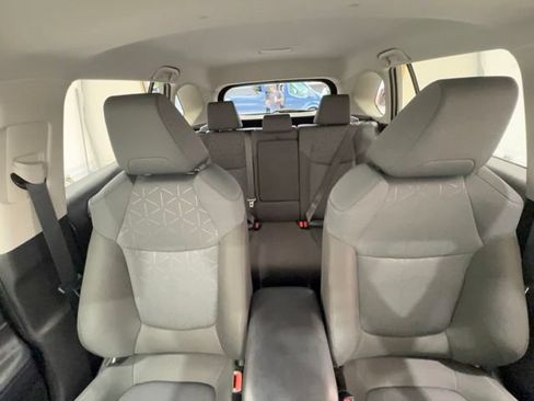Used 2024 Toyota RAV4 XLE FWD image 28