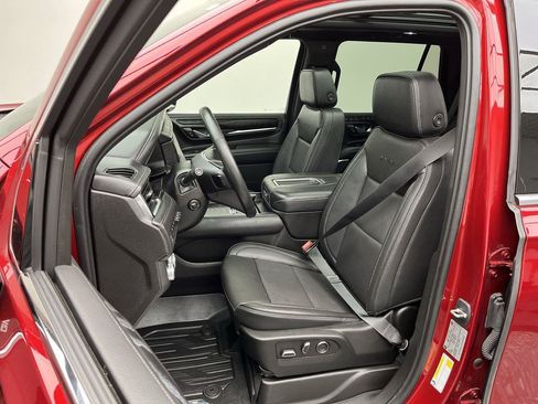 Certified 2023 GMC Yukon Denali w/ LPO, Floor Liner Package AWD/4WD image 10