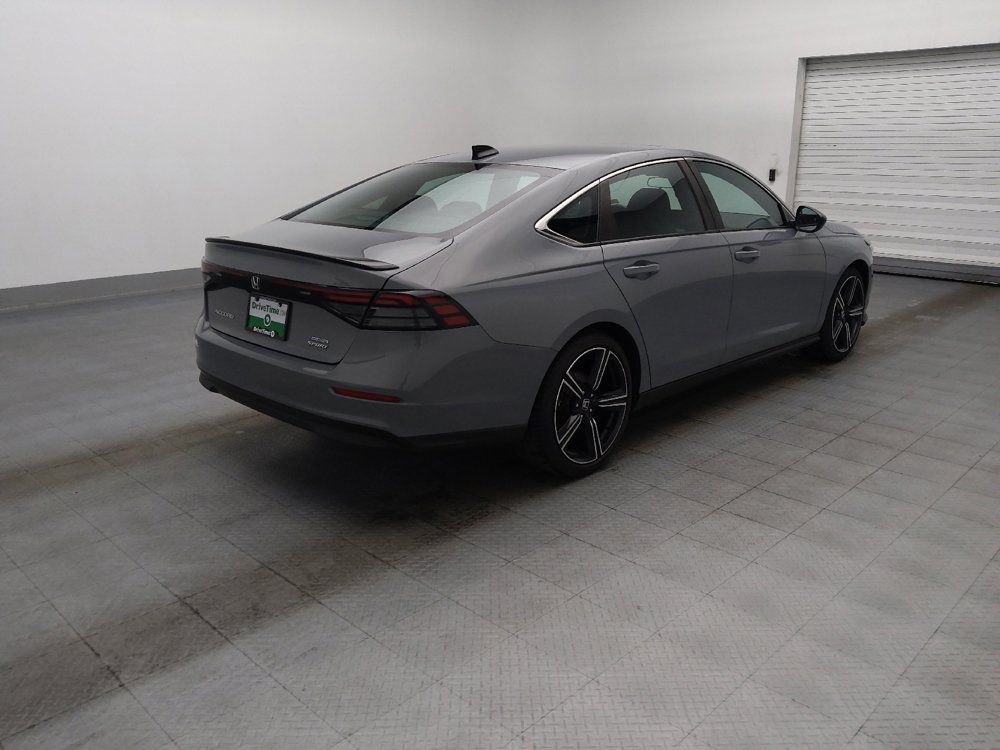 Used 2023 Honda Accord Sport image 10