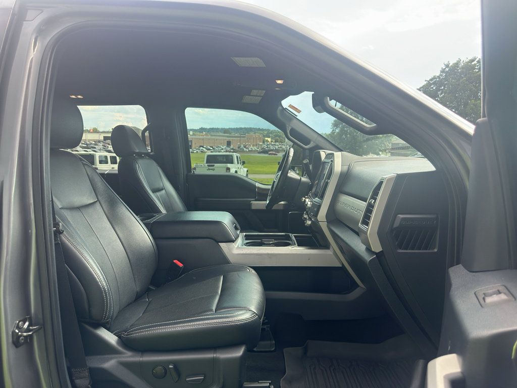 Used 2022 Ford F250 Lariat w/ Lariat Ultimate Package AWD/4WD image 14