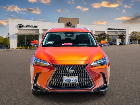 Used 2024 Lexus NX 250 FWD image 2