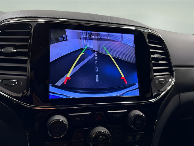 Used 2020 Jeep Grand Cherokee Altitude RWD image 20
