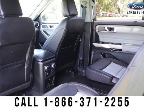 Used 2022 Ford Explorer XLT w/ Equipment Group 202A image 40