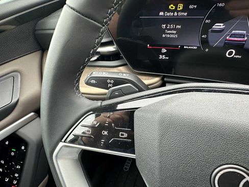 New 2025 Audi Q5 Premium image 32