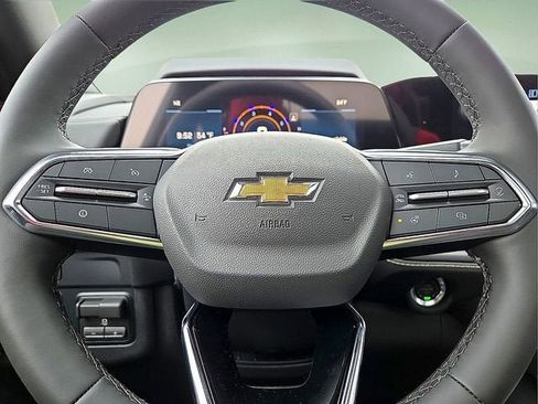 New 2026 Chevrolet Suburban Premier AWD/4WD image 24