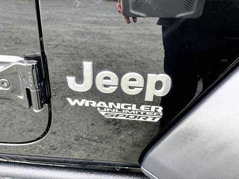 Used 2020 Jeep Wrangler Unlimited Sport S image 31