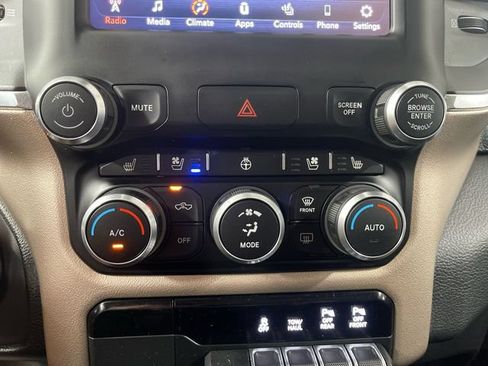 Certified 2019 RAM 1500 Laramie AWD/4WD image 18