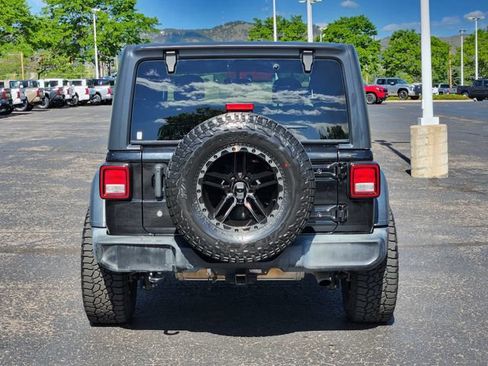 Used 2019 Jeep Wrangler Unlimited Sport S AWD/4WD image 5