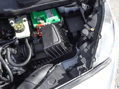 Used 2020 Ford Transit Connect XL FWD image 16