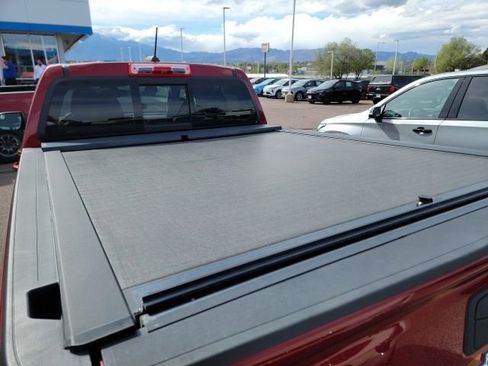 Used 2020 Chevrolet Colorado Z71 image 8