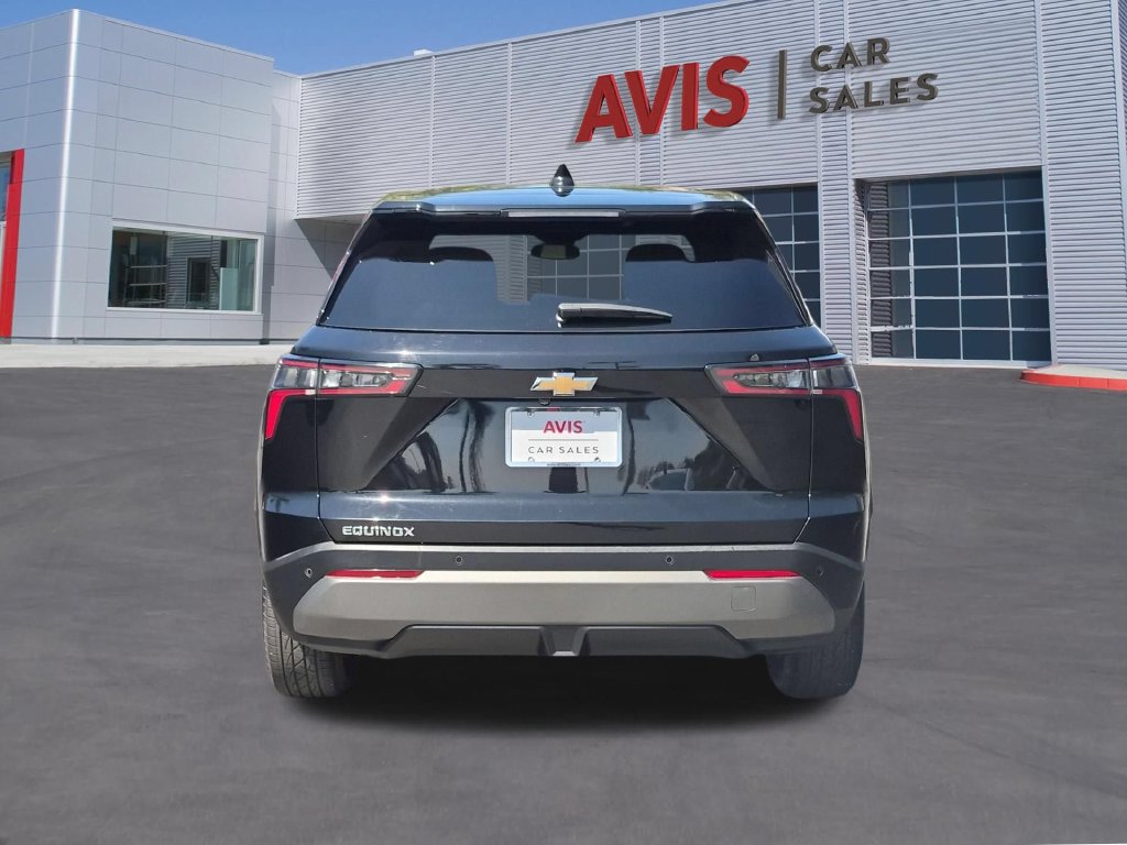 Used 2025 Chevrolet Equinox LT FWD image 6