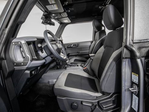 Used 2023 Ford Bronco 4-Door image 9