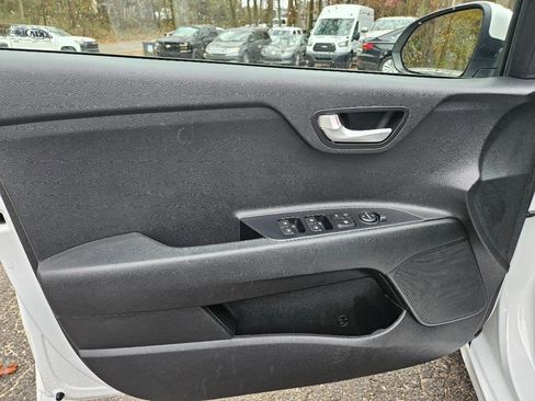 Used 2021 Kia Rio LX image 15