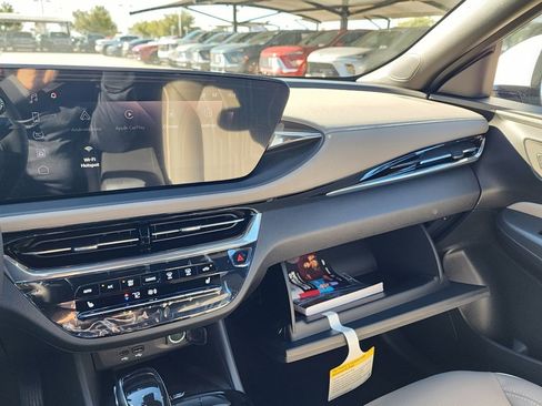 New 2026 Buick Envista Avenir image 33