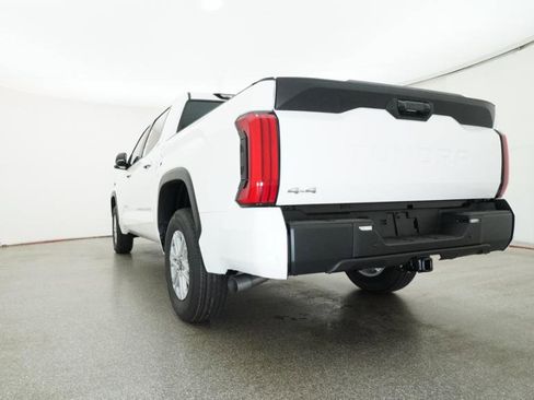New 2026 Toyota Tundra SR5 AWD/4WD image 48