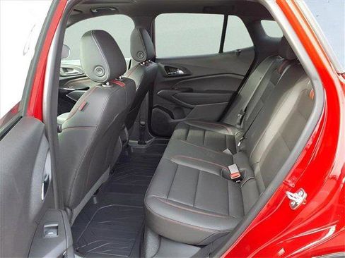 New 2026 Chevrolet Trax RS w/ Sunroof Package image 10