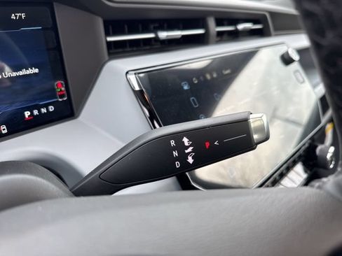 New 2027 Chevrolet Bolt RS w/ Technology Package FWD image 19