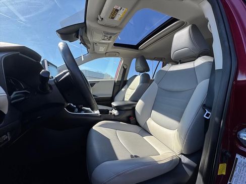 Used 2021 Toyota RAV4 Limited w/ Limited Grade Weather Package image 17