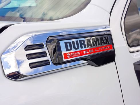 New 2026 GMC Sierra 3500 Denali w/ Denali Reserve Package image 10