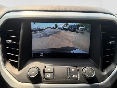 Used 2021 GMC Acadia SLT w/ LPO, Floor Liner Package FWD image 36