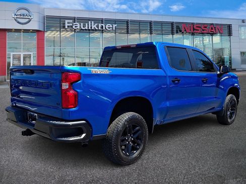Used 2022 Chevrolet Silverado 1500 LT Trail Boss w/ Protection Package AWD/4WD image 6