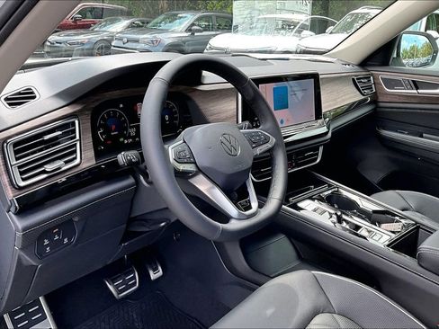 New 2026 Volkswagen Atlas SEL Premium R-Line AWD/4WD image 14