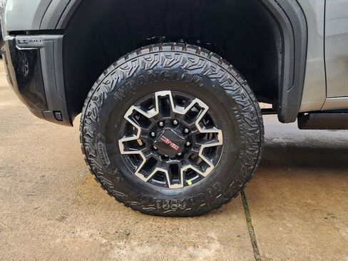 New 2026 GMC Sierra 2500 AT4X image 59