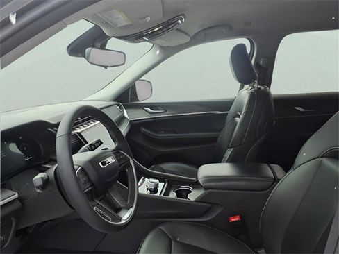 Certified 2023 Jeep Grand Cherokee Limited image 12