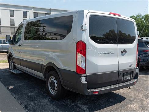 Used 2020 Ford Transit 150 XL RWD image 5
